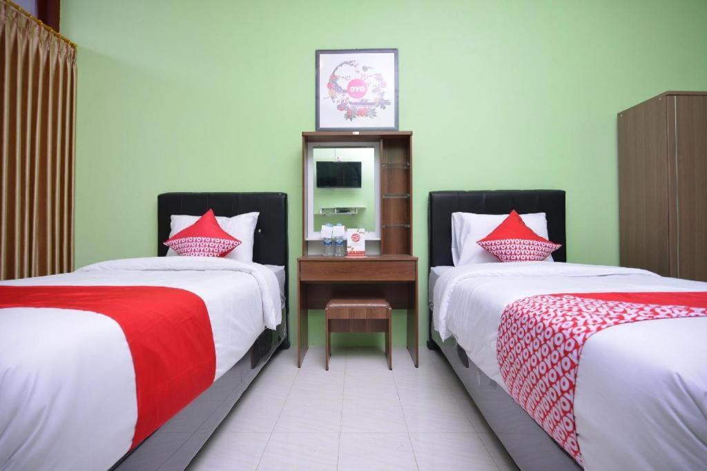 Super Oyo 1046 Omah Pathok Hotel Yogyakarta Exterior photo